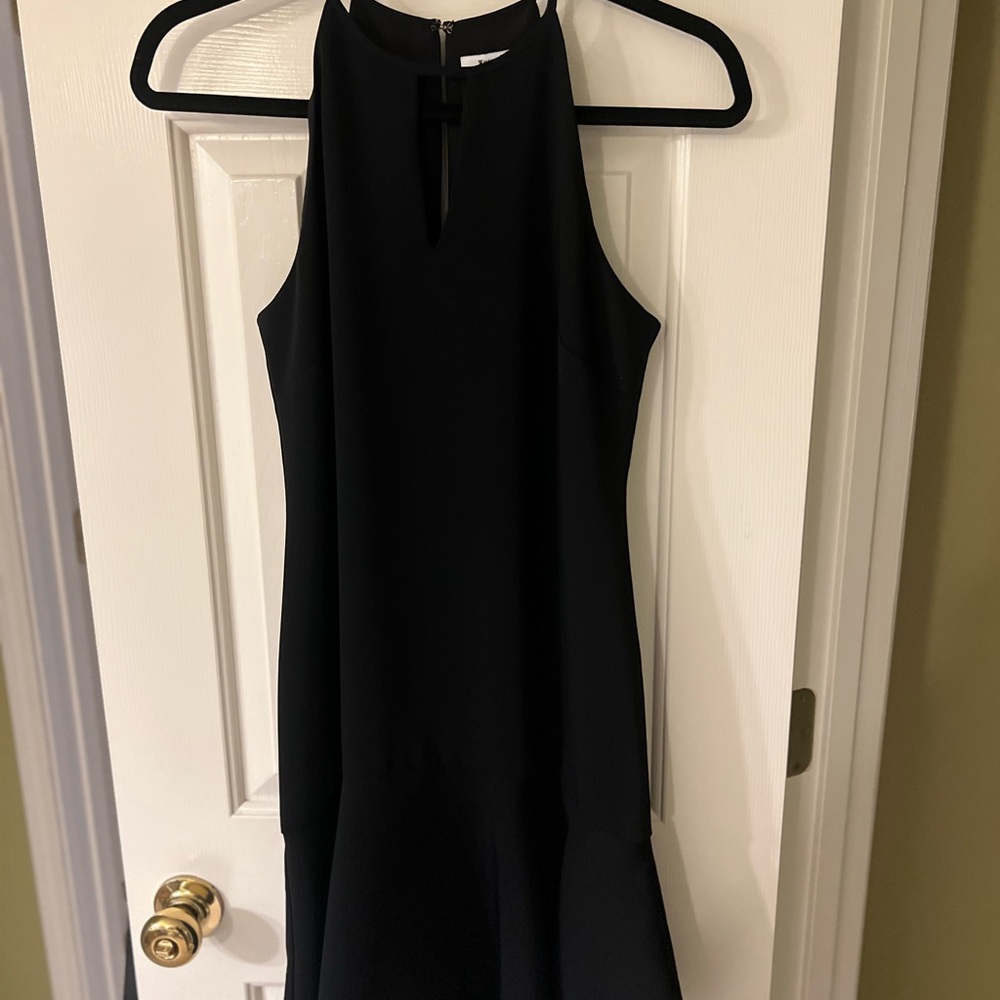 Elegant Black Sleeveless Dress